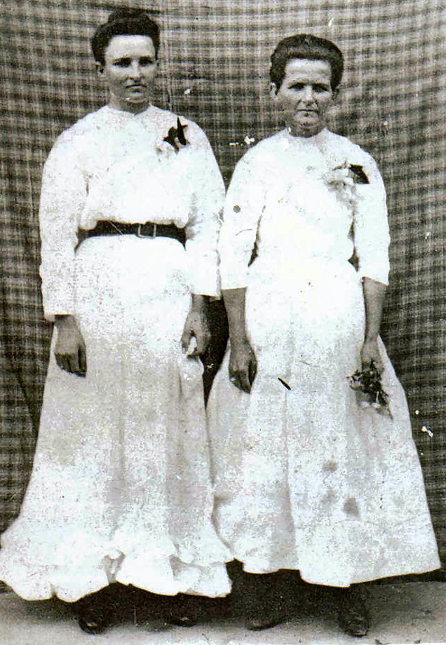 Georgian and Emily, 1917