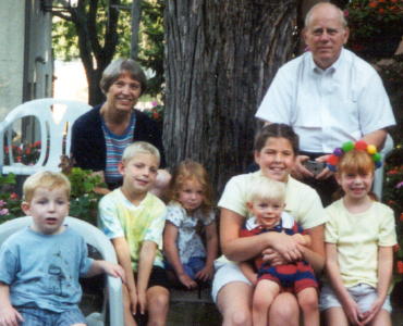 Leland & Beth & the grandkids