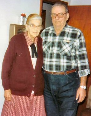 Minnie and Willie Dee Blackledge, 1988